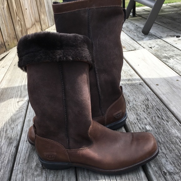 UGG Shoes - Super UGG commuter Boots.  Leather & Suede!